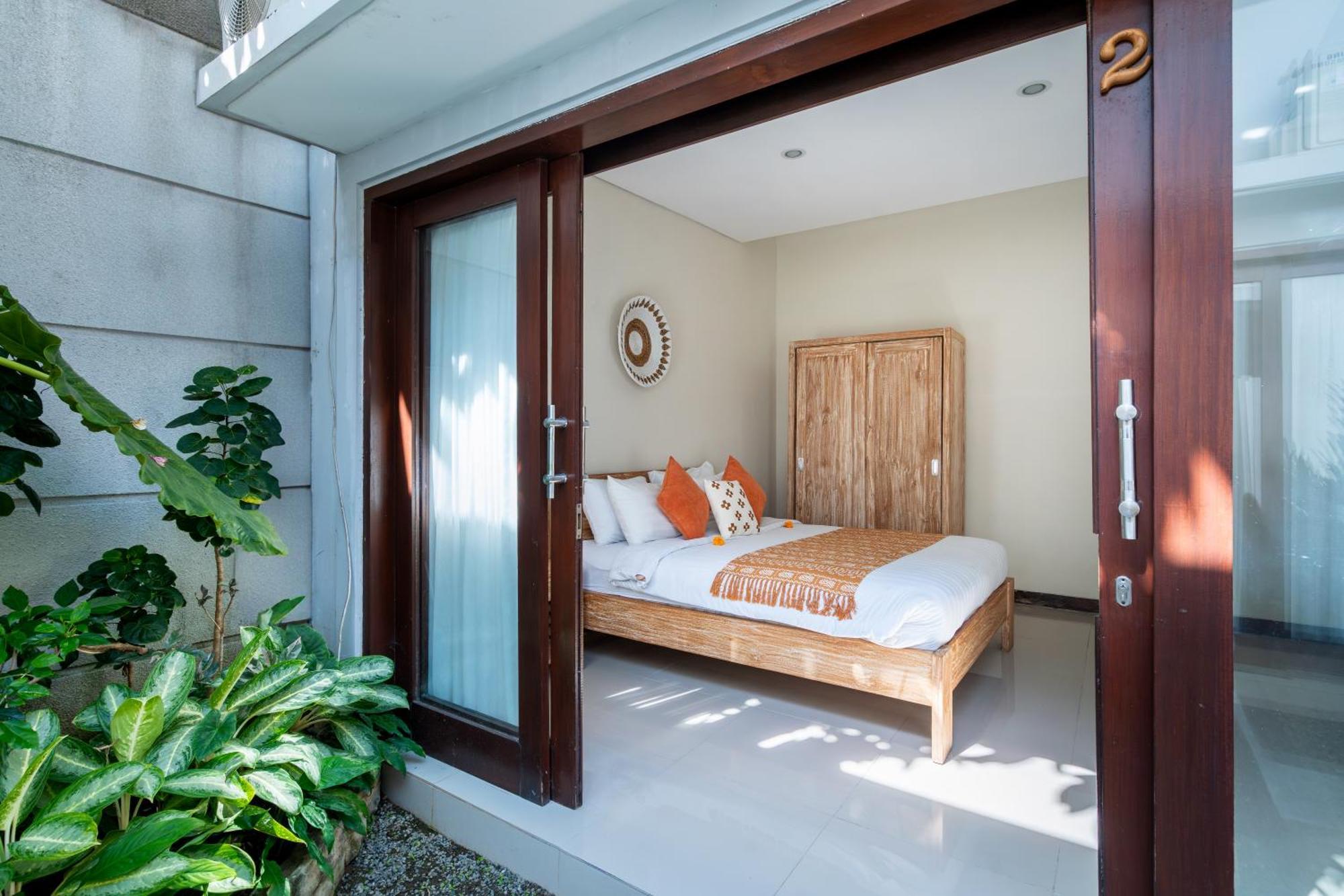 Sebelas Legian * Seminyak