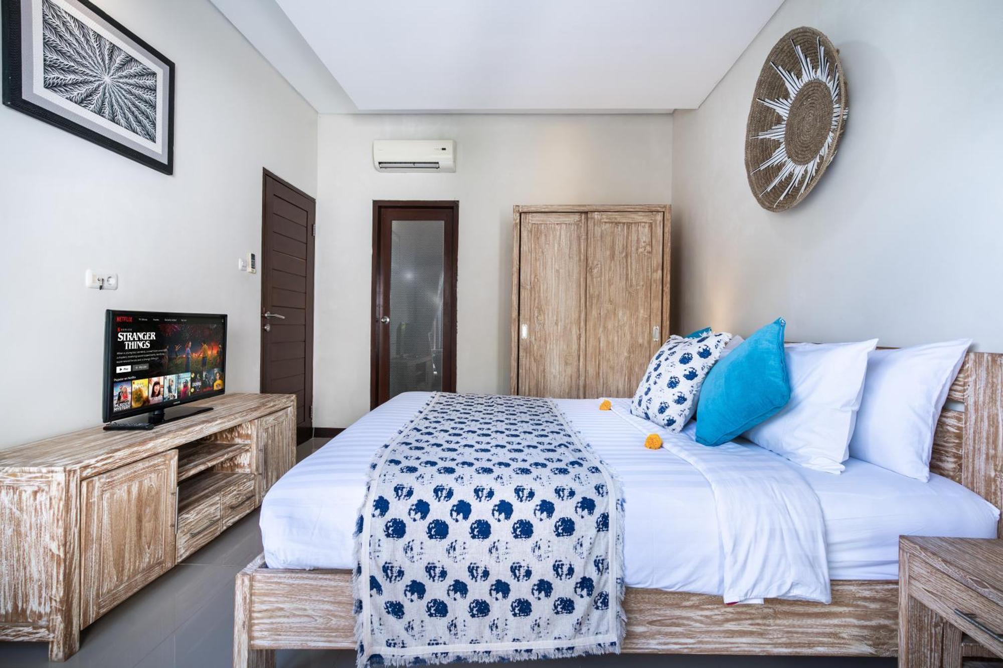 Sebelas Legian * Seminyak