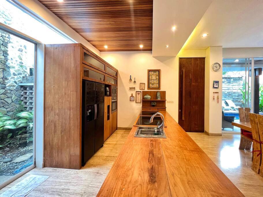 Jans 3br Kuta Family Bali