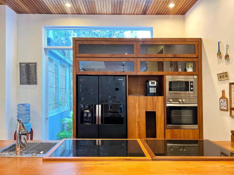 Villa Jans 3br Kuta Family Bali