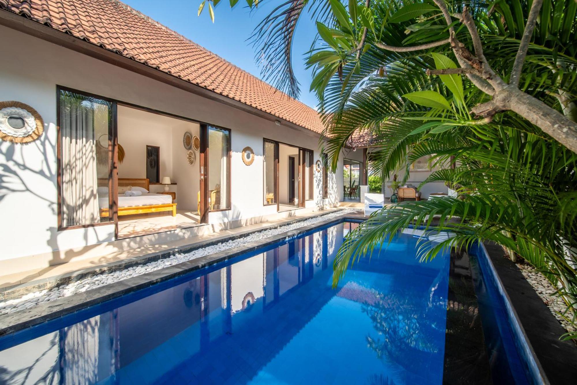 Free Pick-up Balinese Style Tropical Private Pool With 2 Bedrooms Villa Seminyak (Bali)