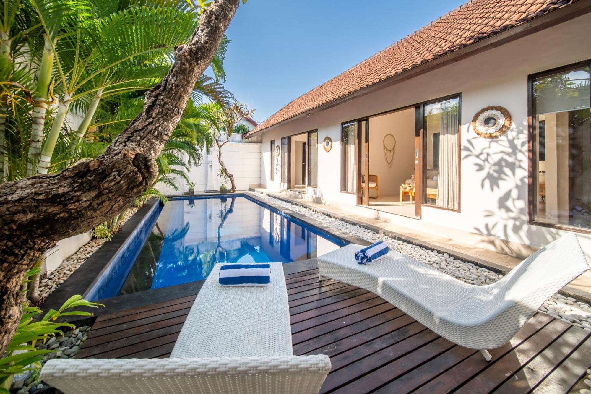 Free Pick-up Balinese Style Tropical Private Pool With 2 Bedrooms *