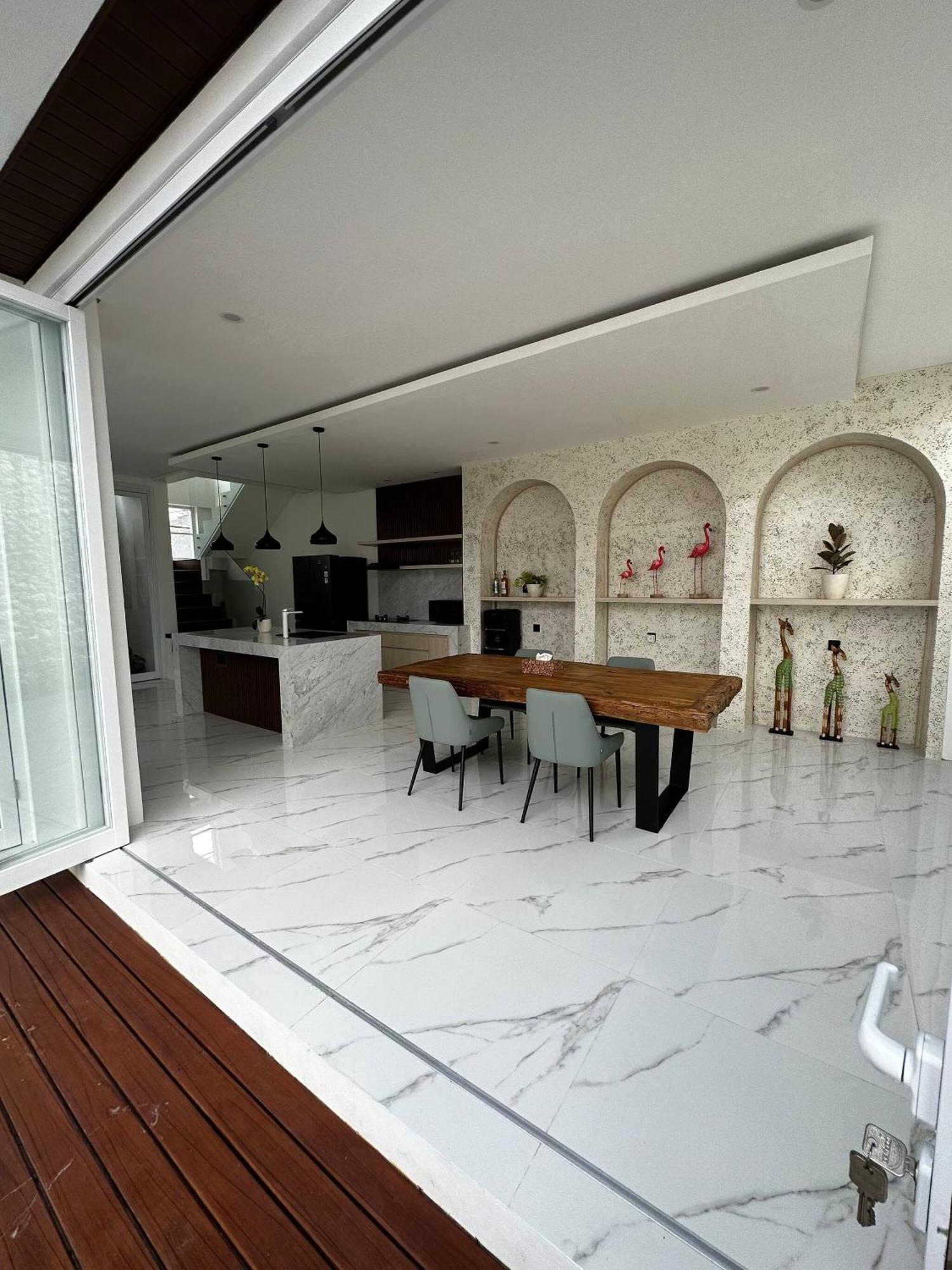Newly Built Na Bali Seminyak (Bali)