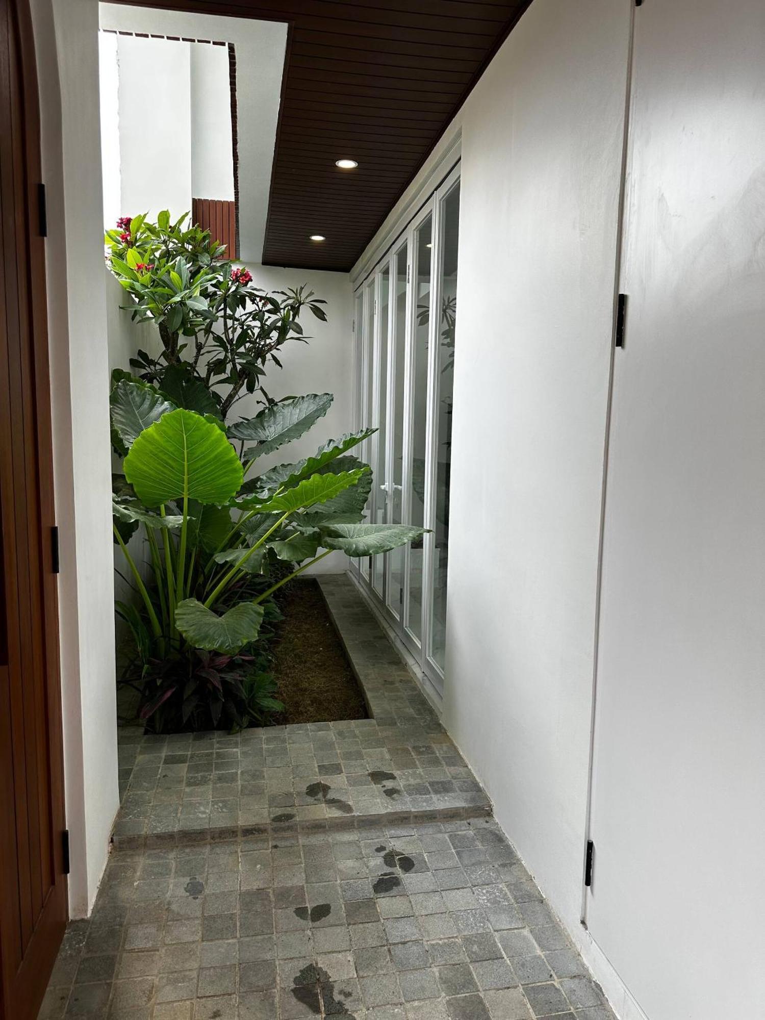 Newly Built Na Bali Seminyak (Bali)