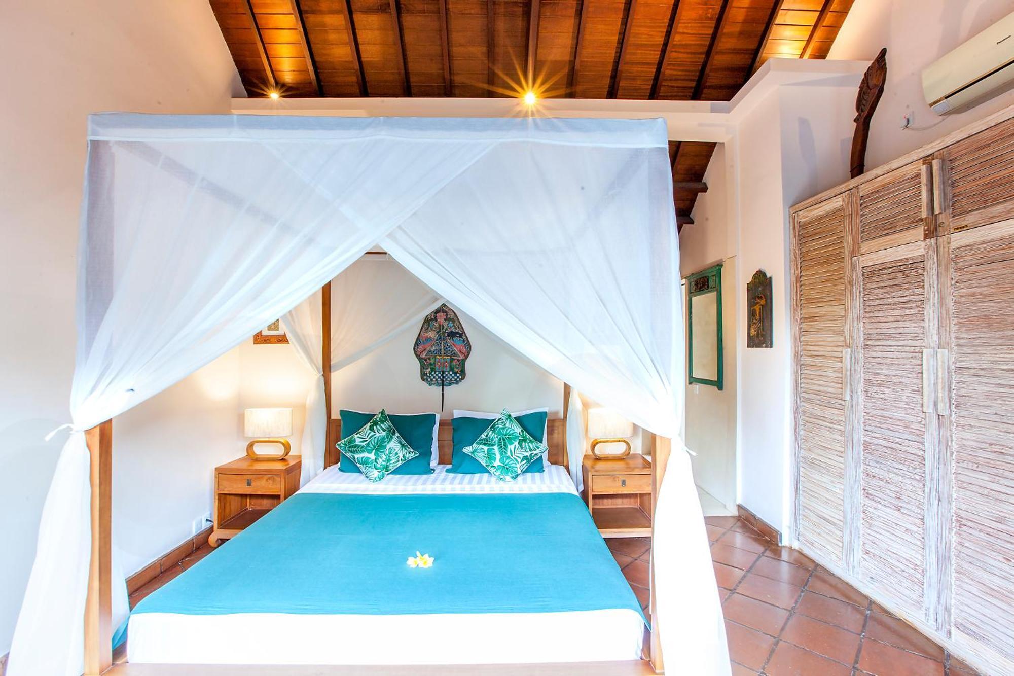 Villa Intimate In Seminyak (Bali)