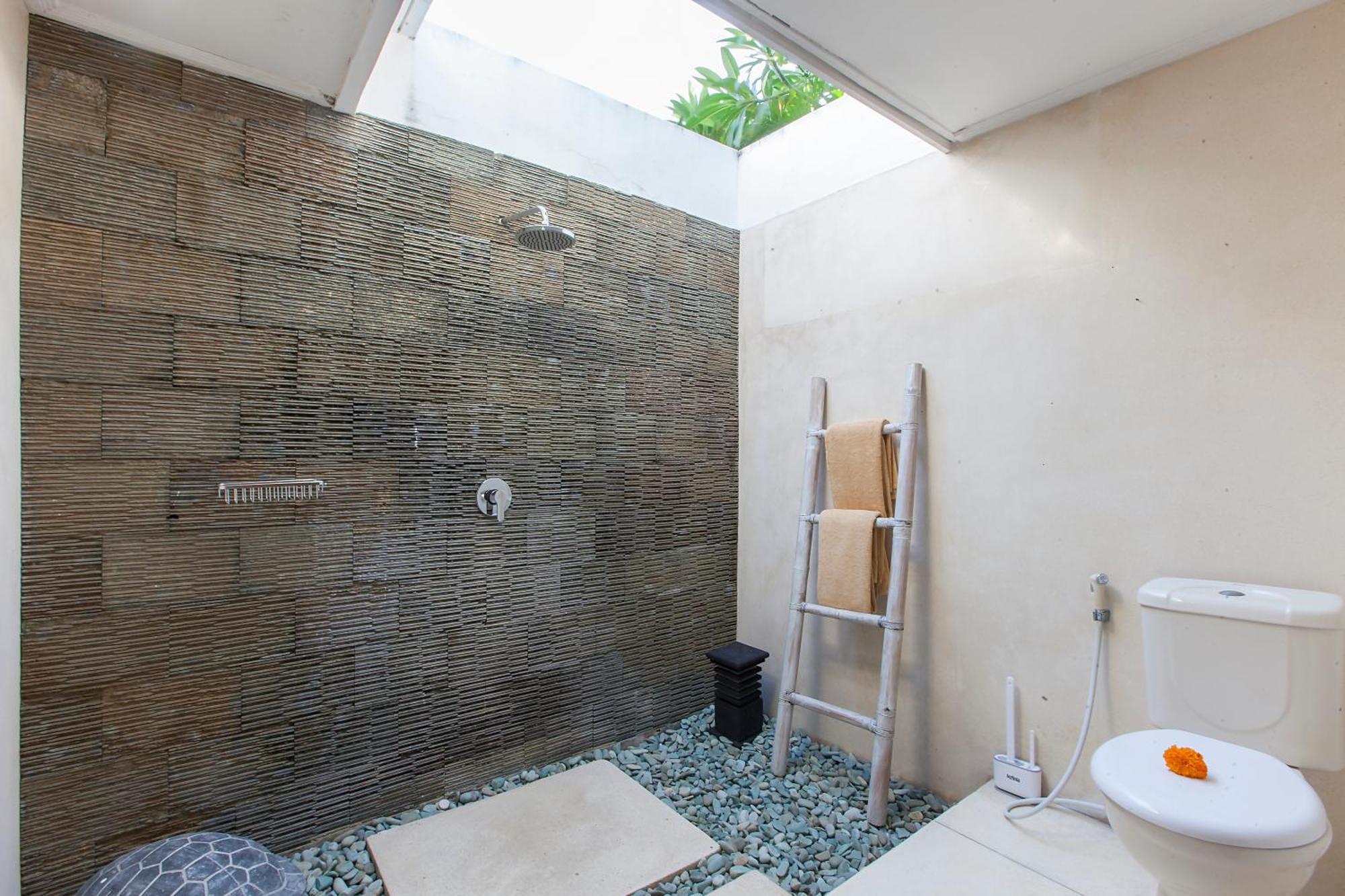 Villa Intimate In Seminyak (Bali)