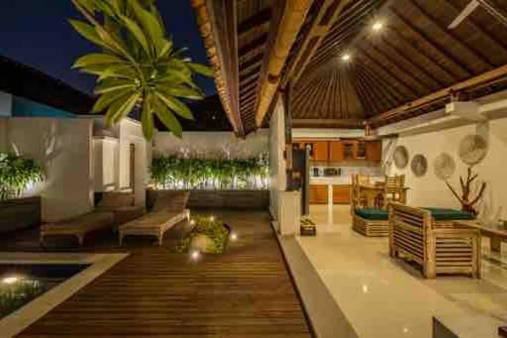 2 Bedroom Private Pool And Bbq Bali Biệt thự Seminyak (Bali)