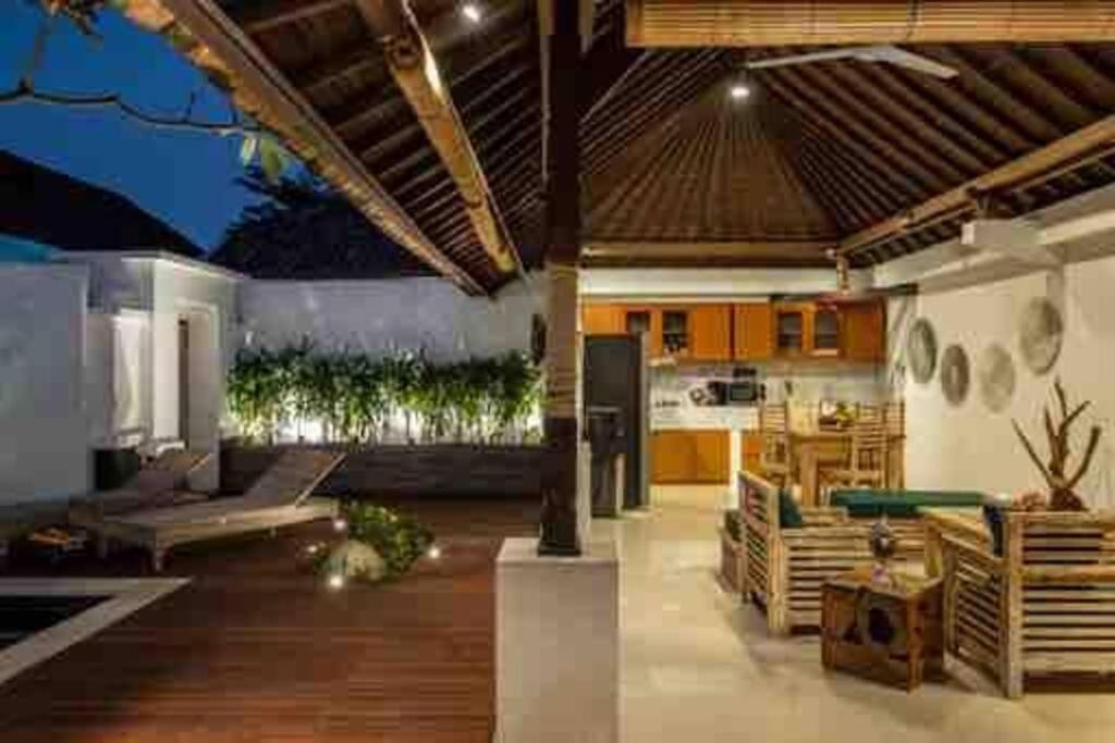 2 Bedroom Private Pool And Bbq Bali Biệt thự