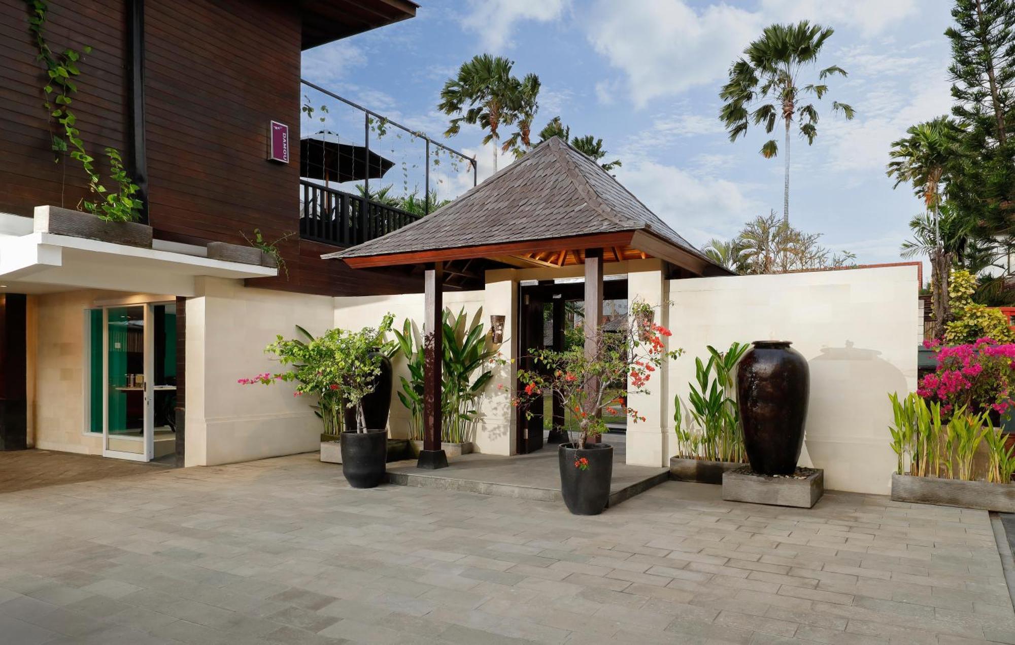 Villa Shanti Estate By Nakula