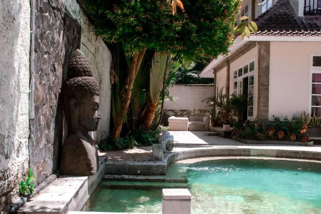 2 Bed With Pool, Big Garden, * Seminyak (Bali)