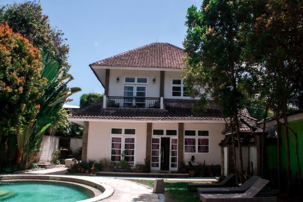 2 Bed With Pool, Big Garden, * Seminyak (Bali)