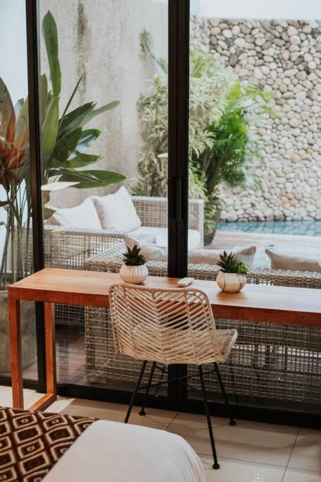 Yang Tao 5, Boutique 3-bdr Heart Of Villa Seminyak (Bali)