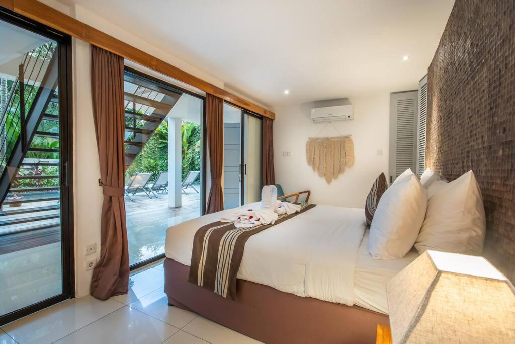 Yang Tao 5, Boutique 3-bdr Heart Of Villa *