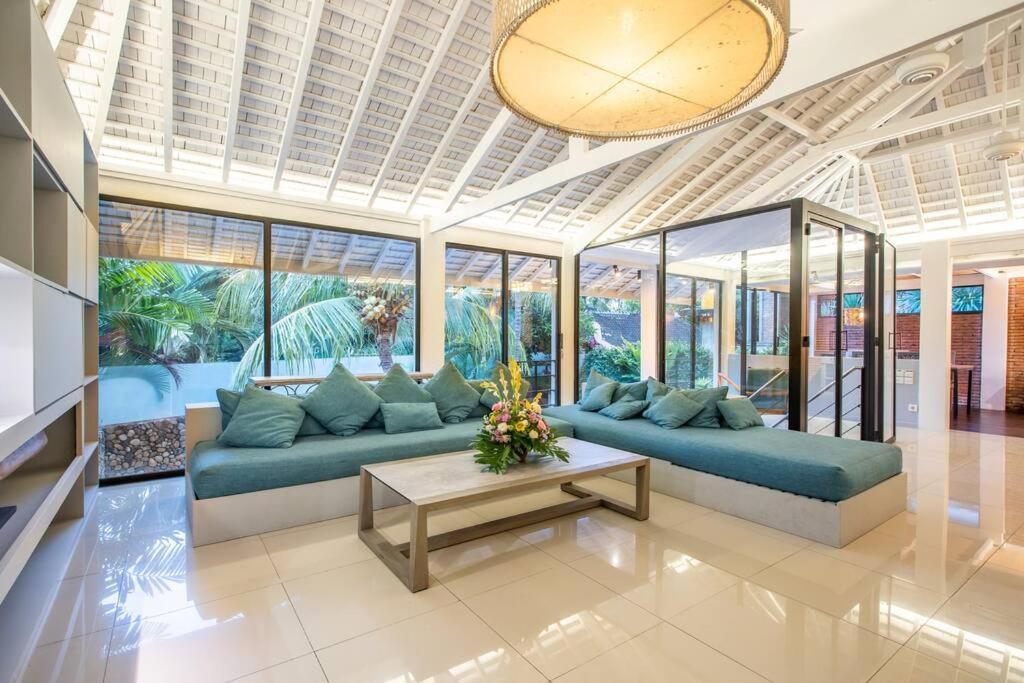 Yang Tao 5, Boutique 3-bdr Heart Of Villa Seminyak (Bali)
