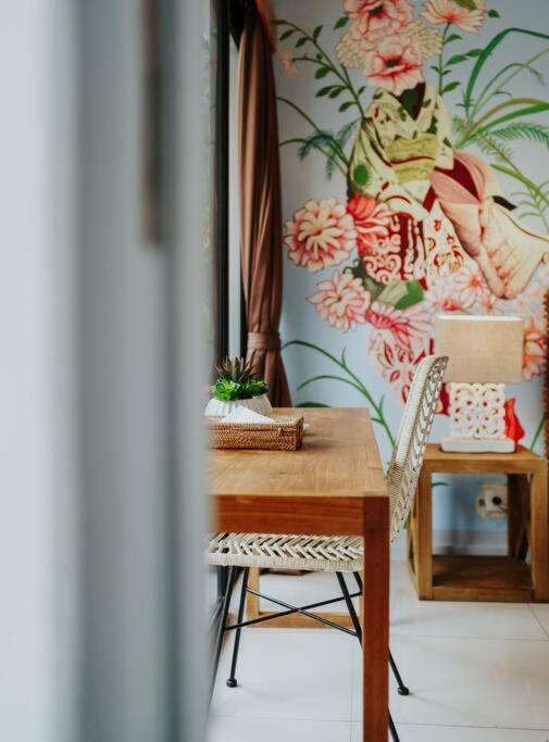 Yang Tao 5, Boutique 3-bdr Heart Of Villa