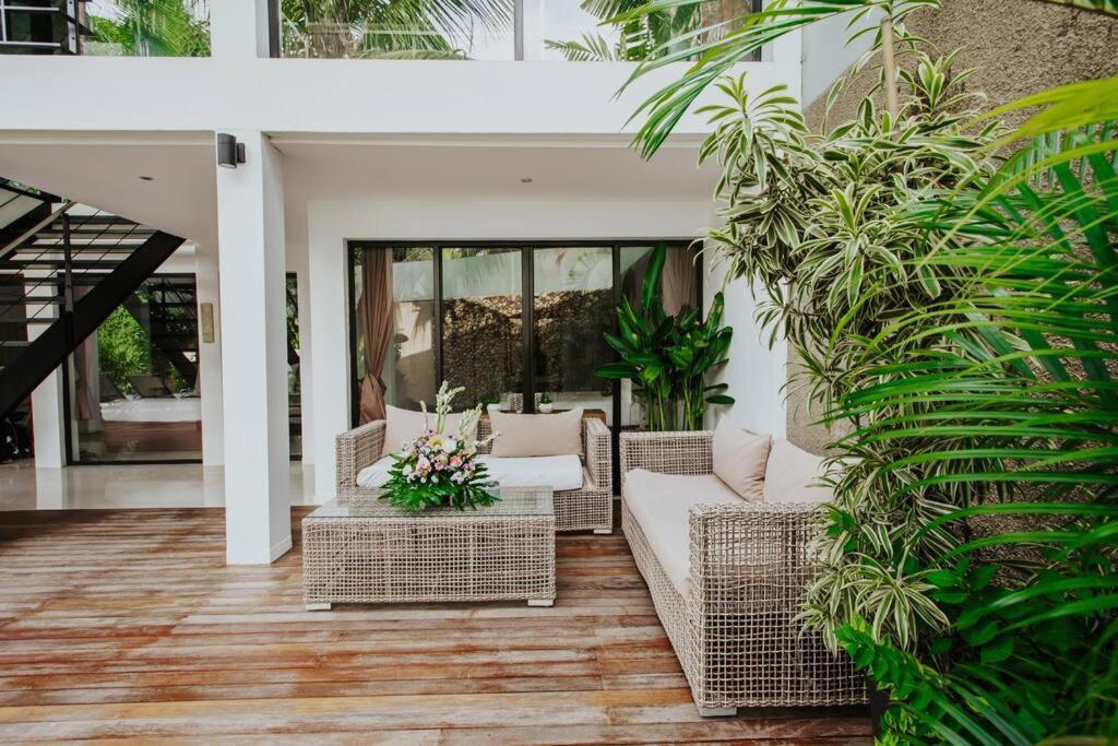 Yang Tao 5, Boutique 3-bdr Heart Of Villa *