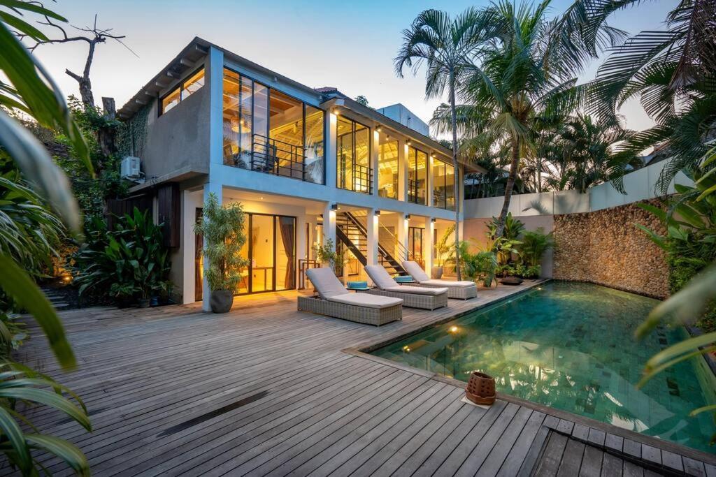 Yang Tao 5, Boutique 3-bdr Heart Of * Seminyak (Bali)
