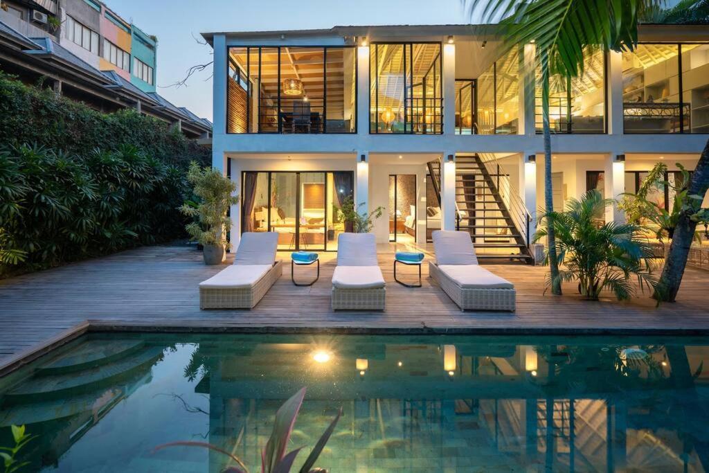 Yang Tao 5, Boutique 3-bdr Heart Of Villa