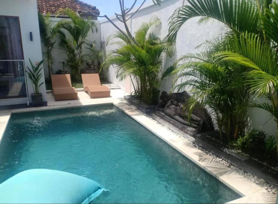 Umara 2 Kerobokan Close To Villa *