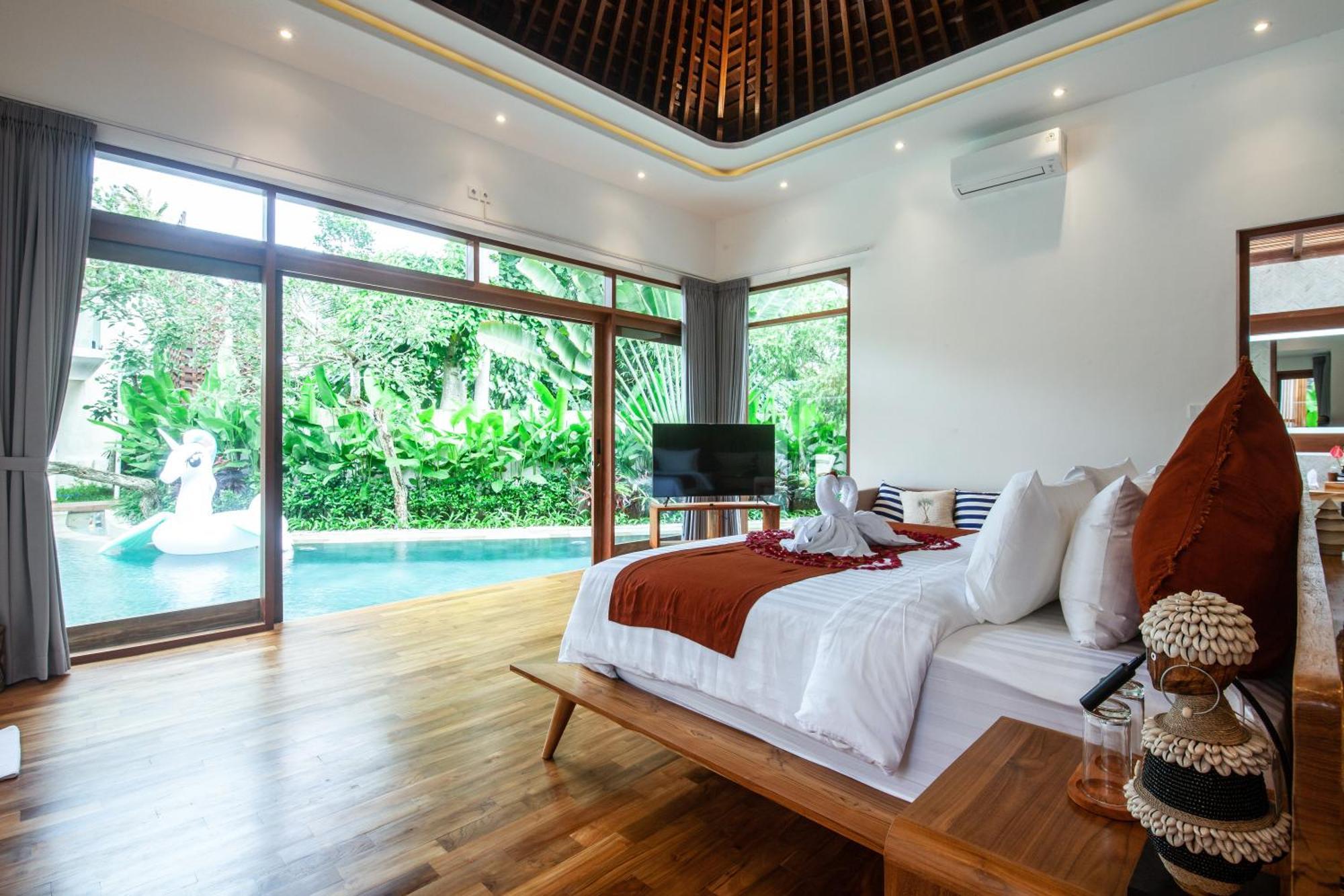 Paya Paya Luxury Near Beach-potato Head Villa