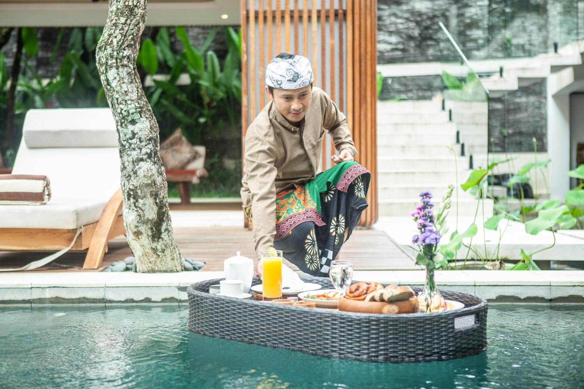 Paya Paya Luxury Near Beach-potato Head Villa Seminyak (Bali)