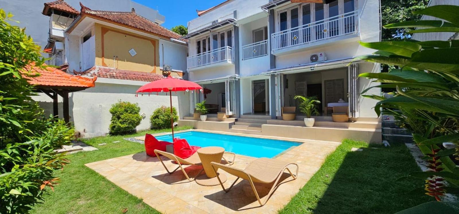 Villa Chunga-changa Double Six *