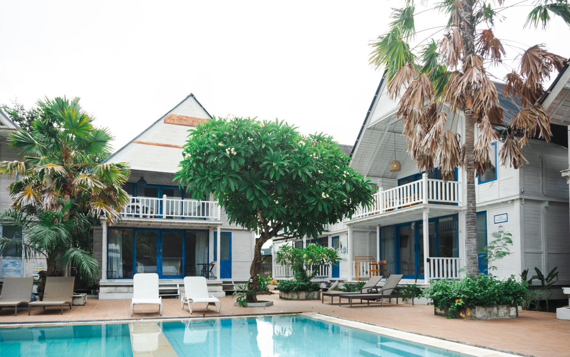 Mesari Beach Hut 5 Resort