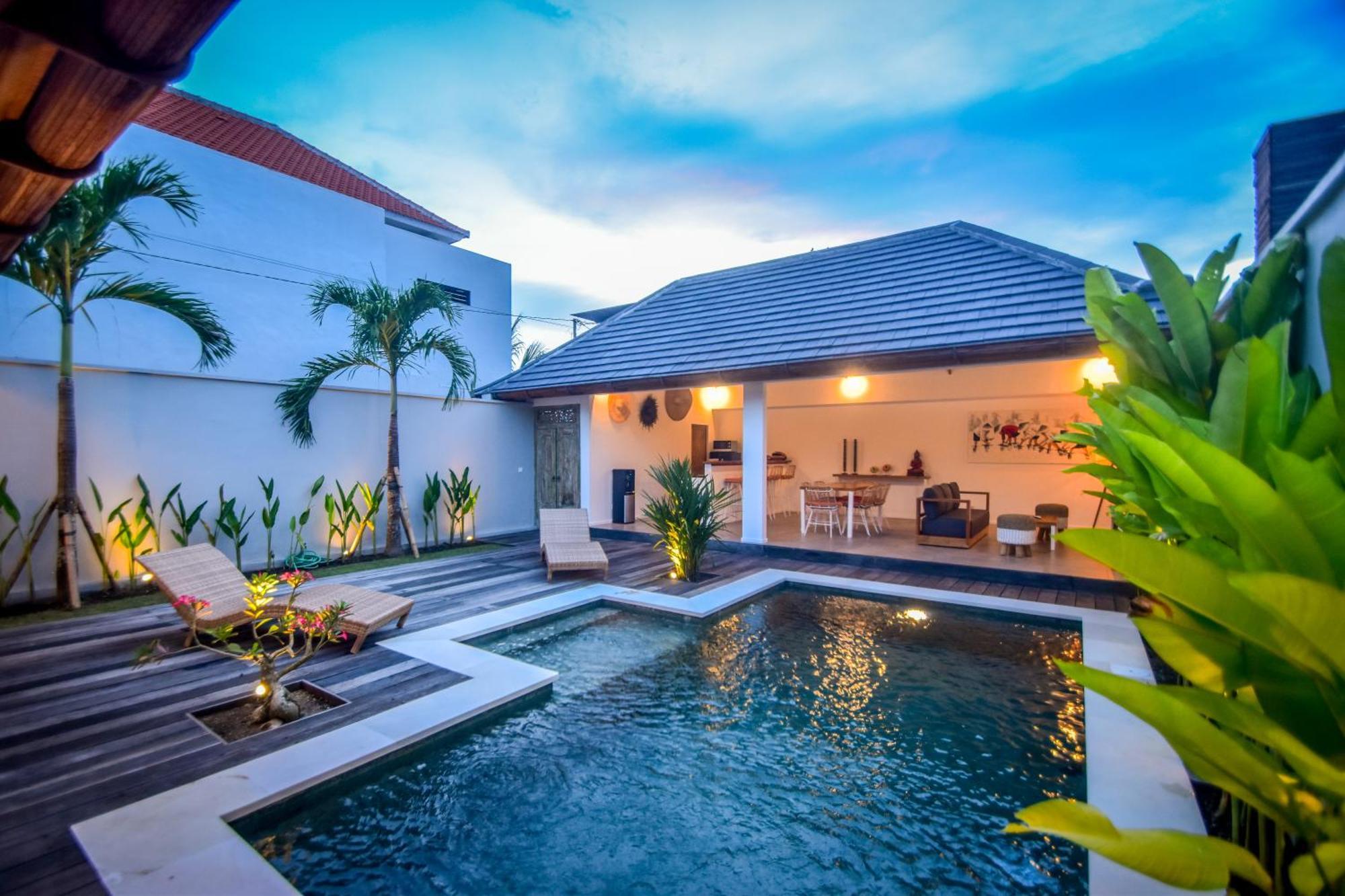 Mana Tea 2 Bedrooms & Pool Villa Seminyak (Bali)