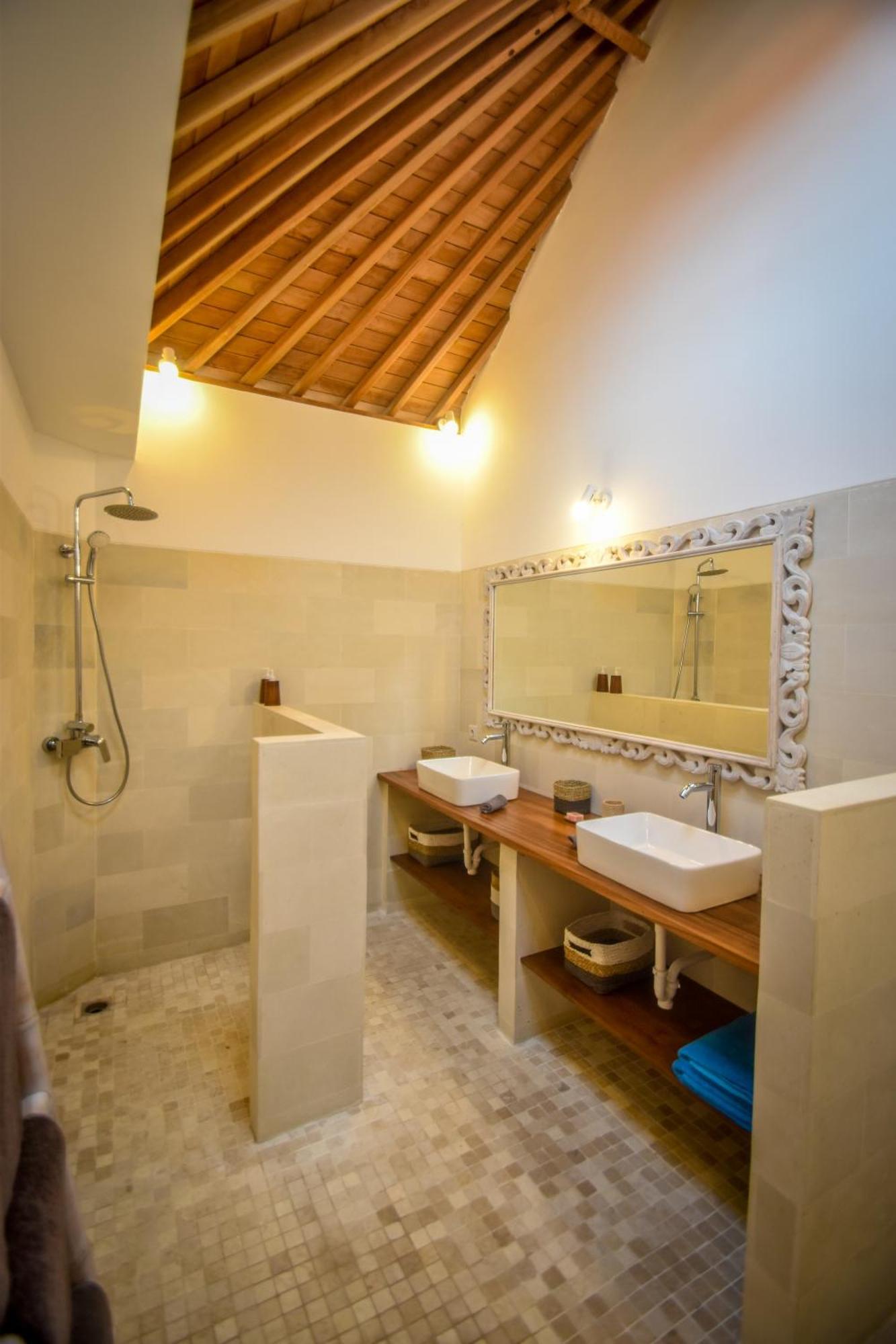 Mana Tea 2 Bedrooms & Pool *