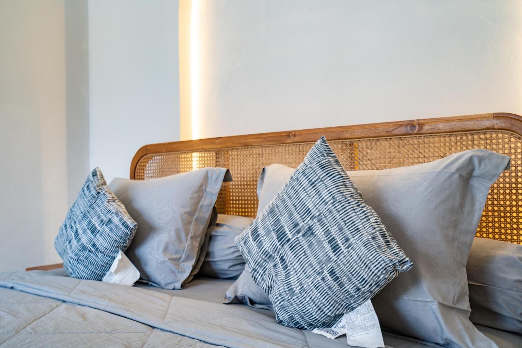 Apollo - 4br Private In Villa