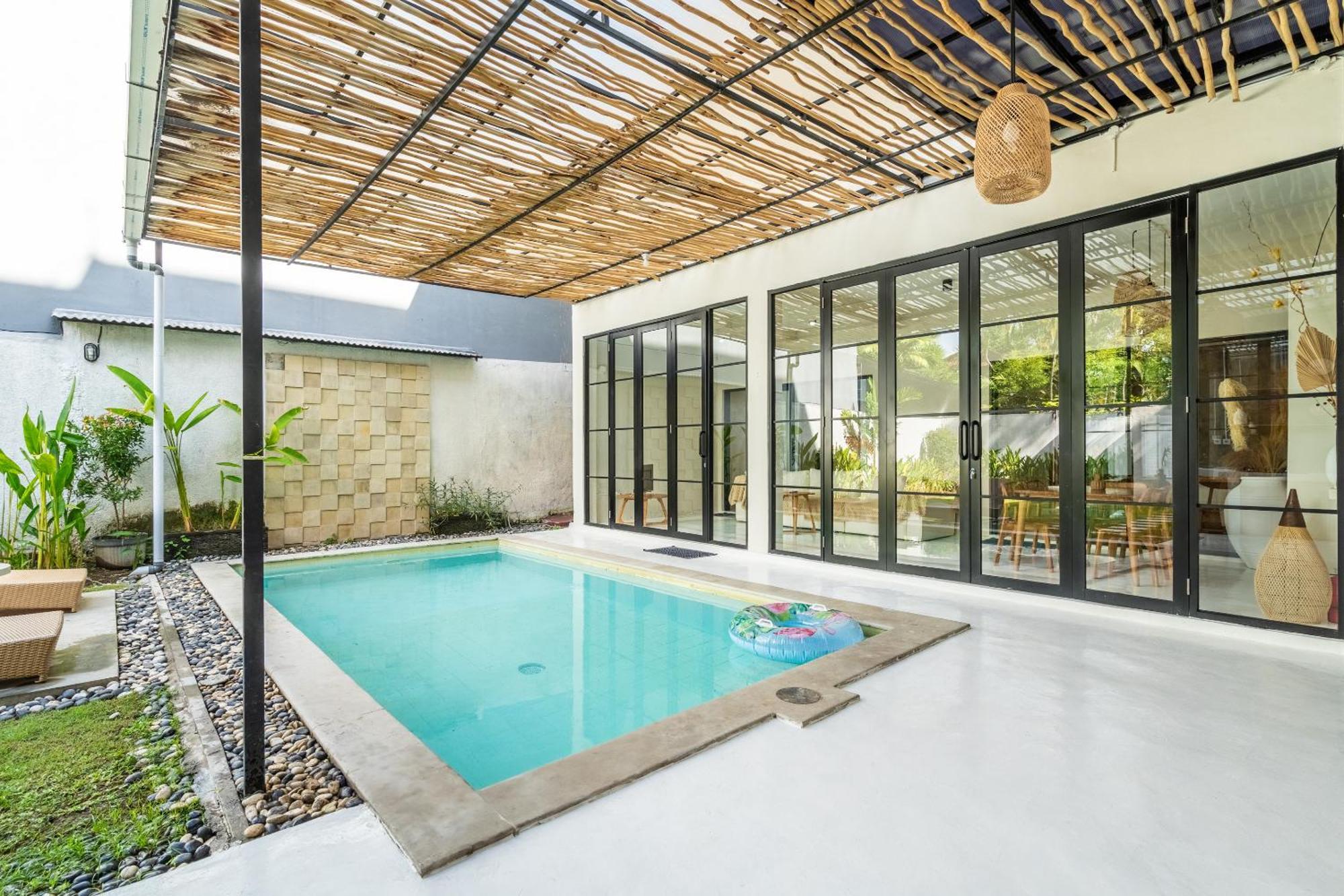 Apollo - 4br Private In Villa