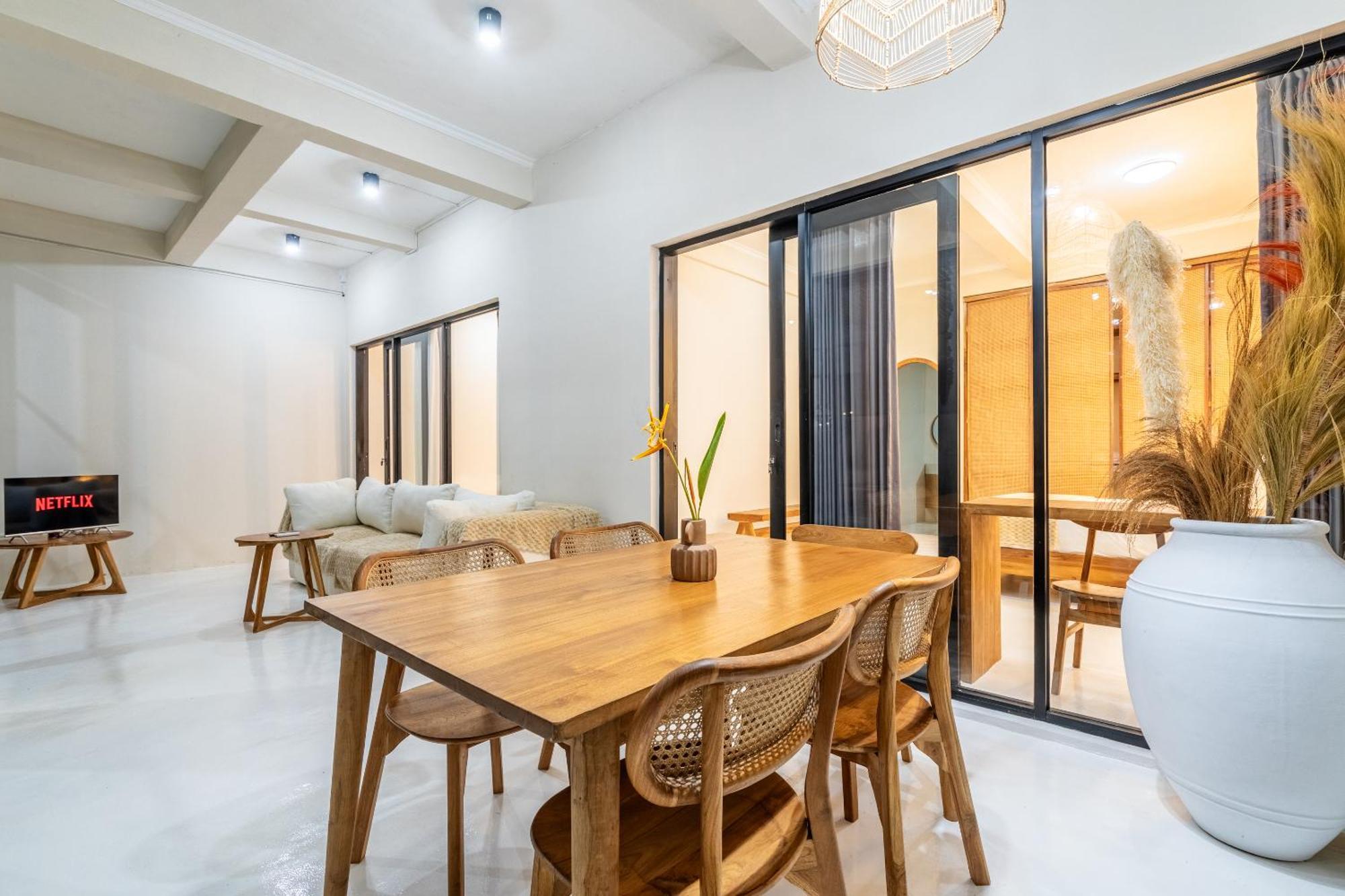 Apollo - 4br Private In