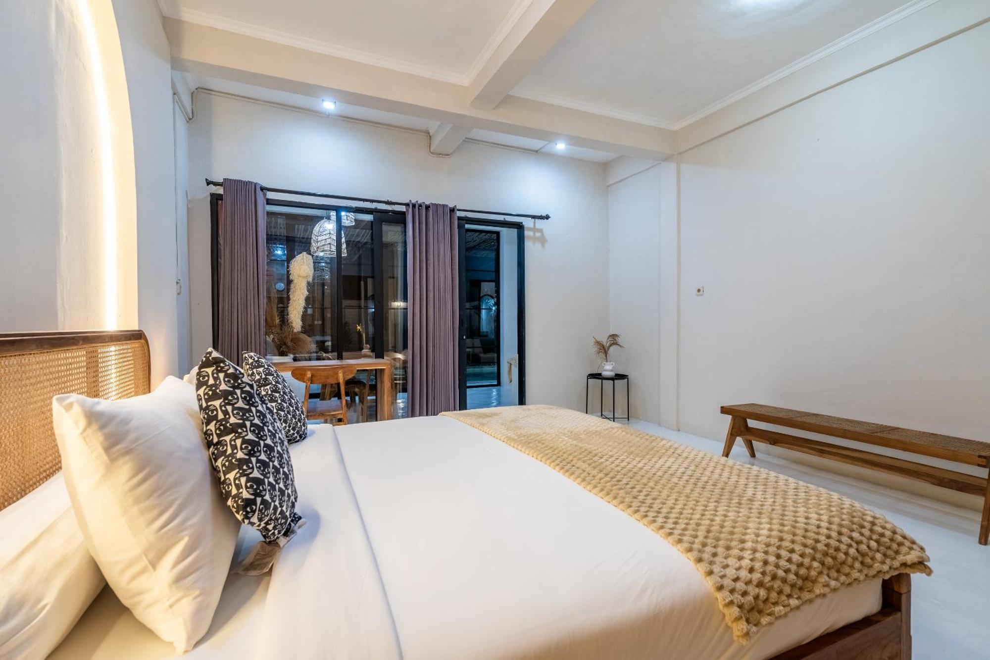 Villa Apollo - 4br Private In Seminyak (Bali)