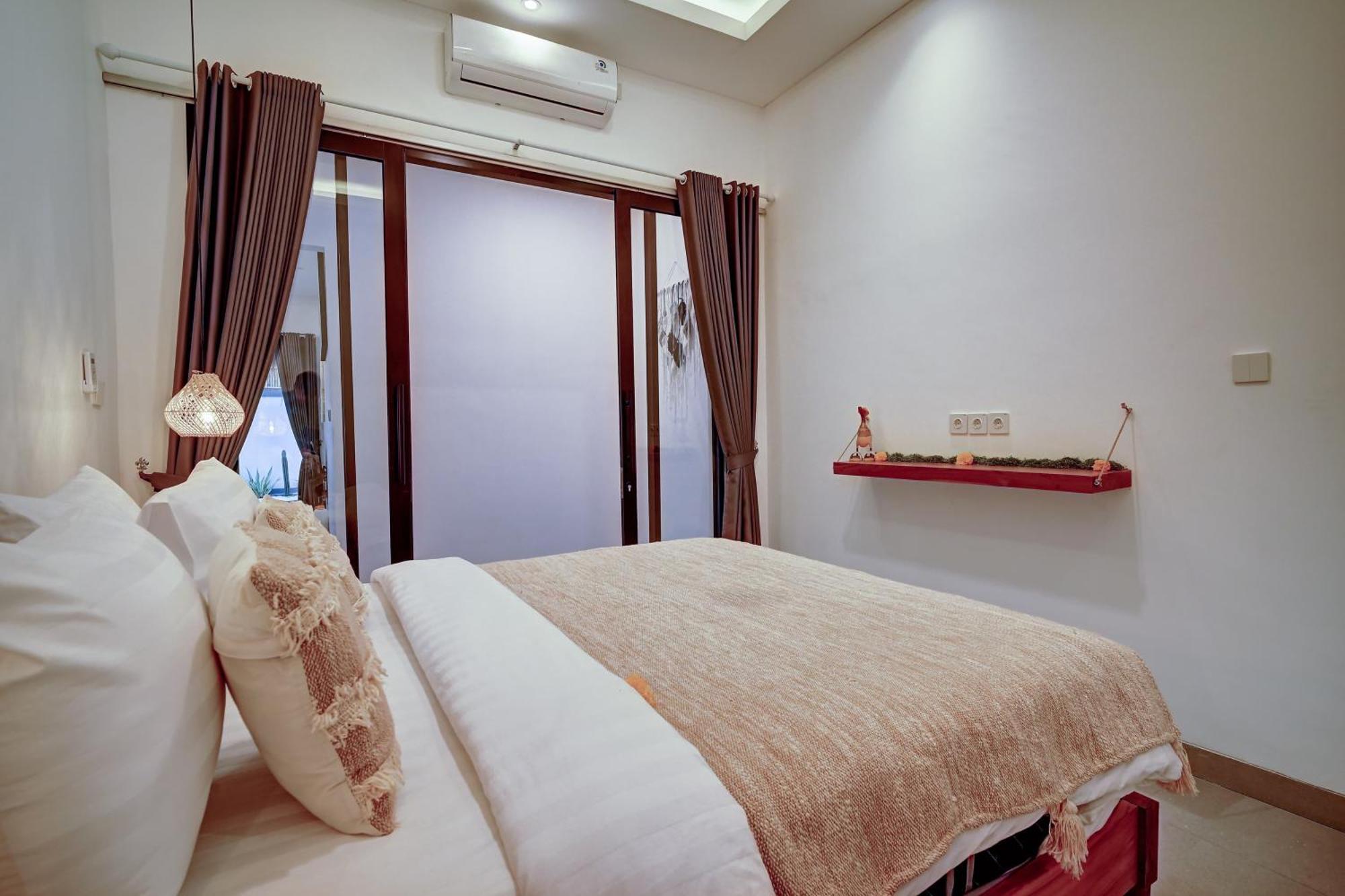 Esha Iii Seminyak (Bali)