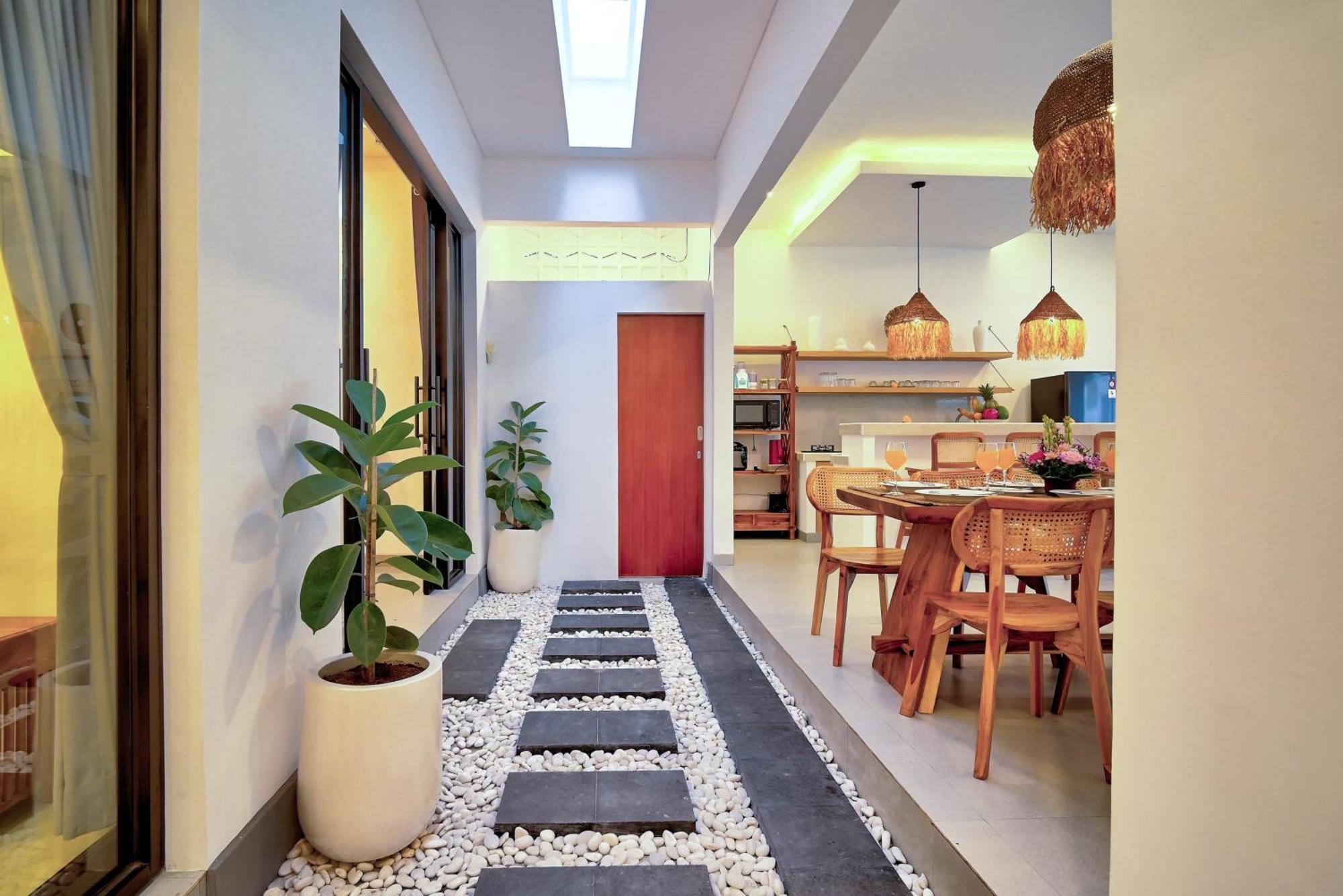 Villa Esha Iii