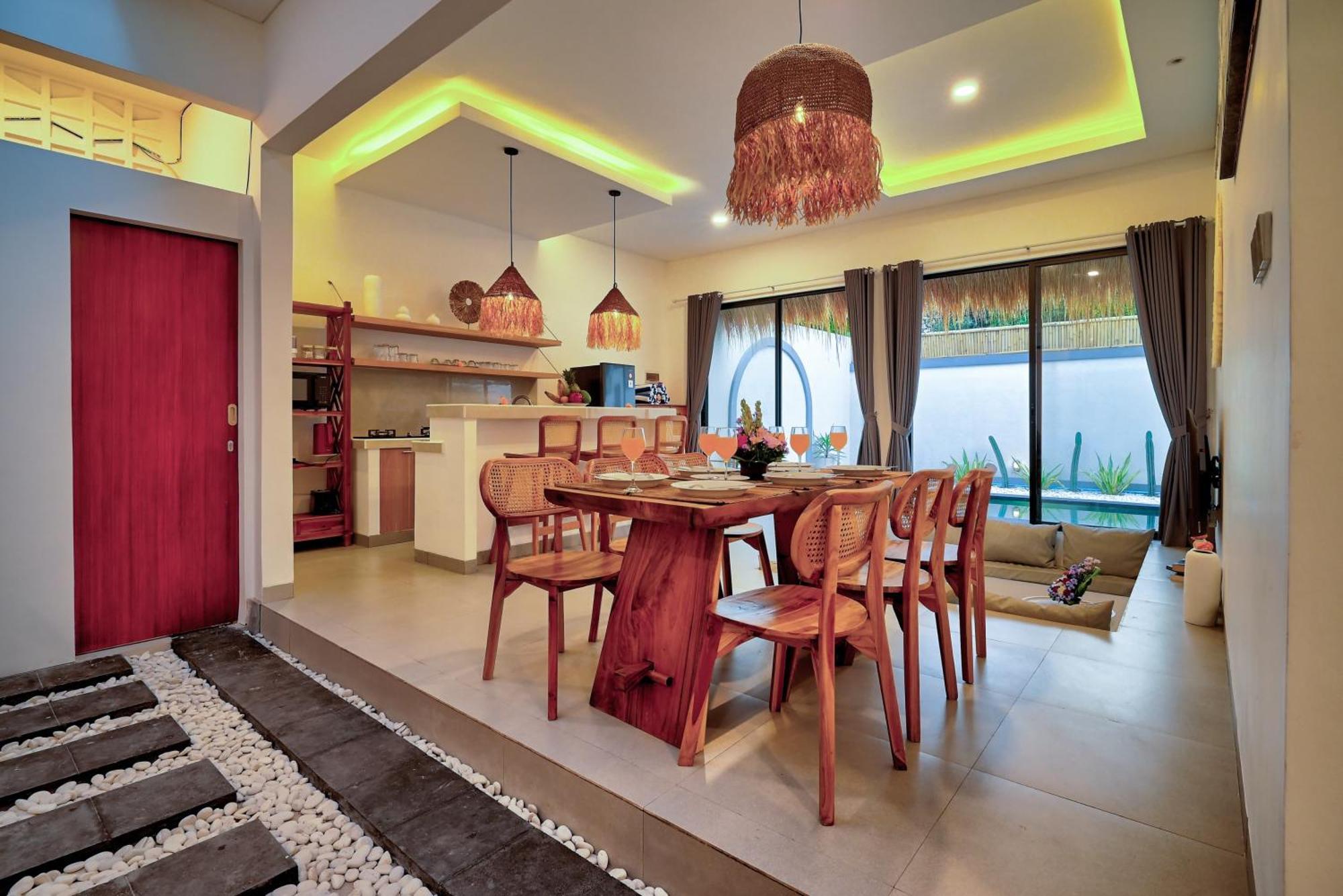 Esha Iii Villa