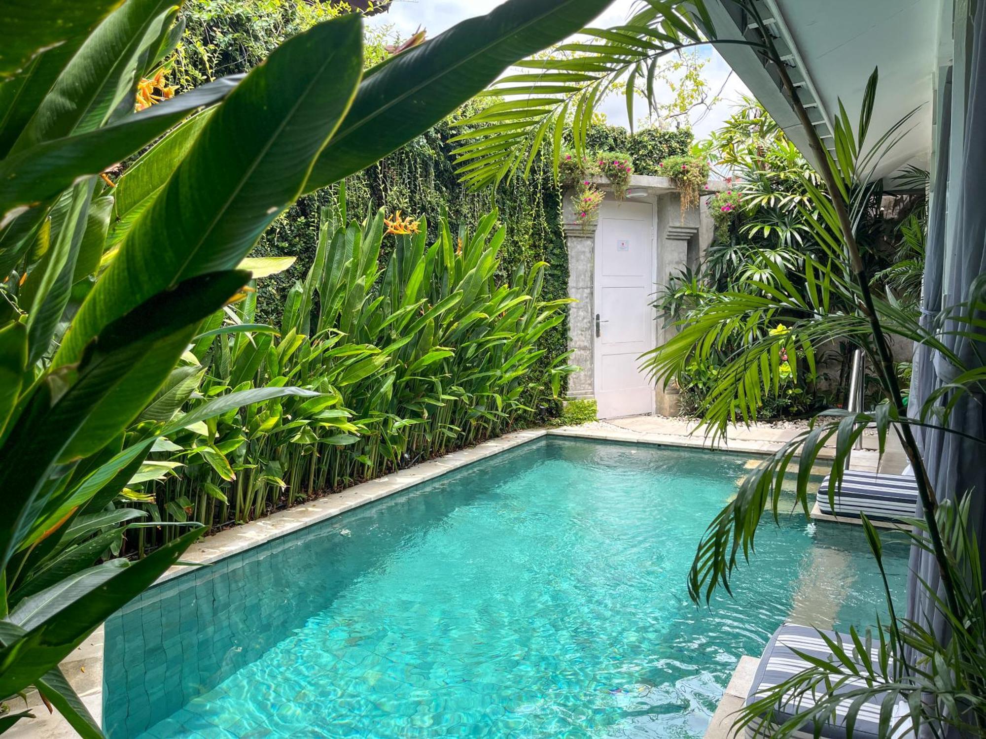 Ozamiz By R Us Villa Seminyak (Bali)