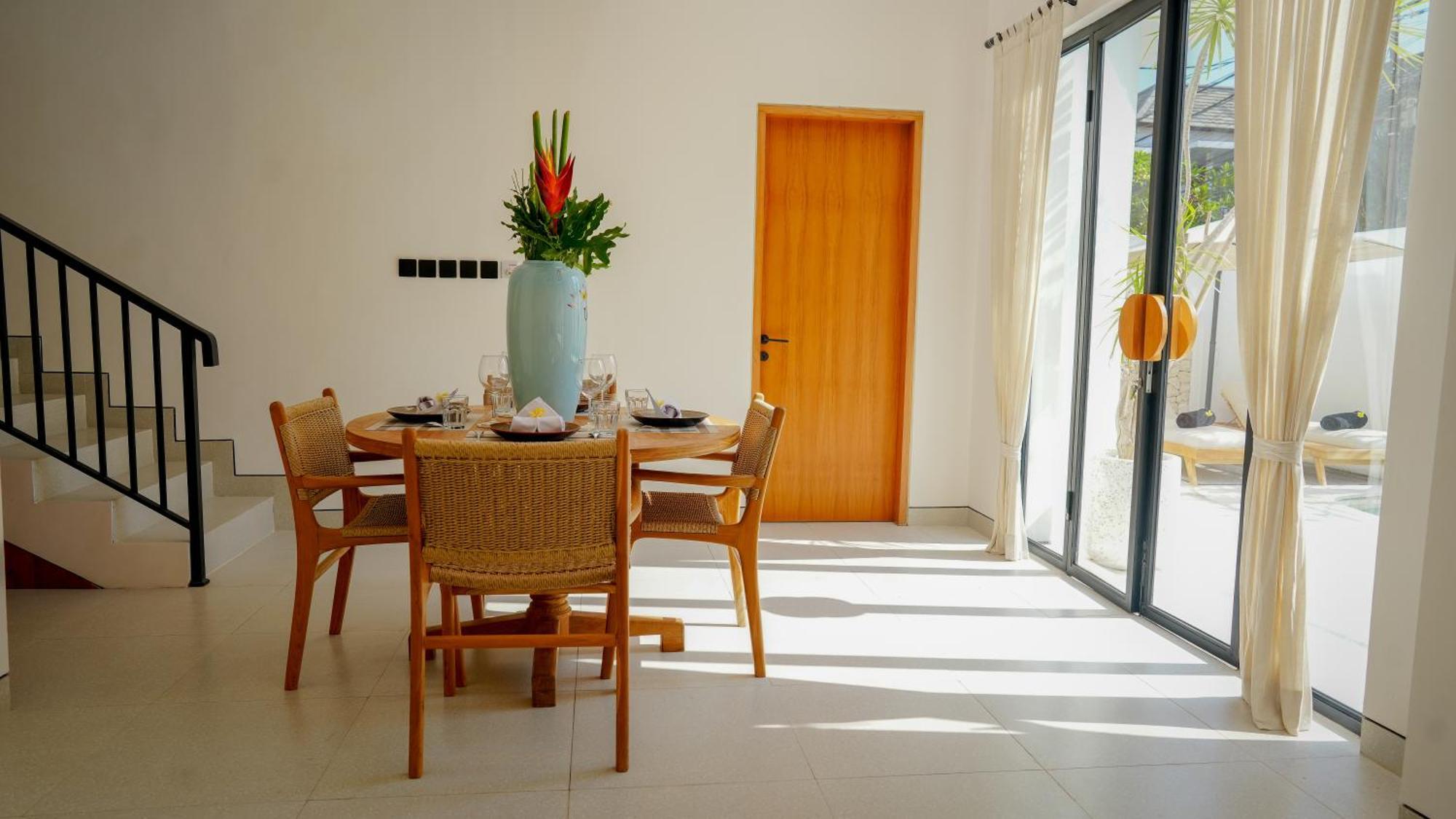 Miko Villa *