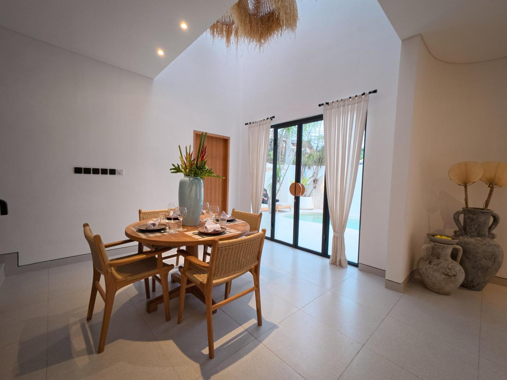 Miko Villa Seminyak (Bali)