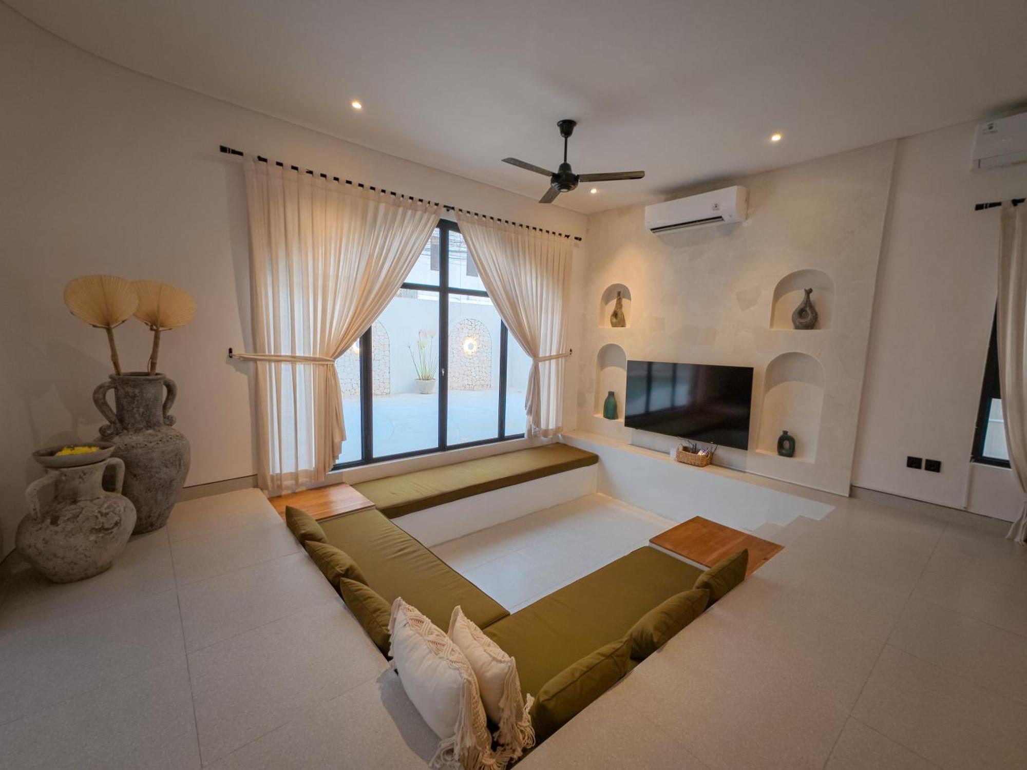 Miko Villa Seminyak (Bali)