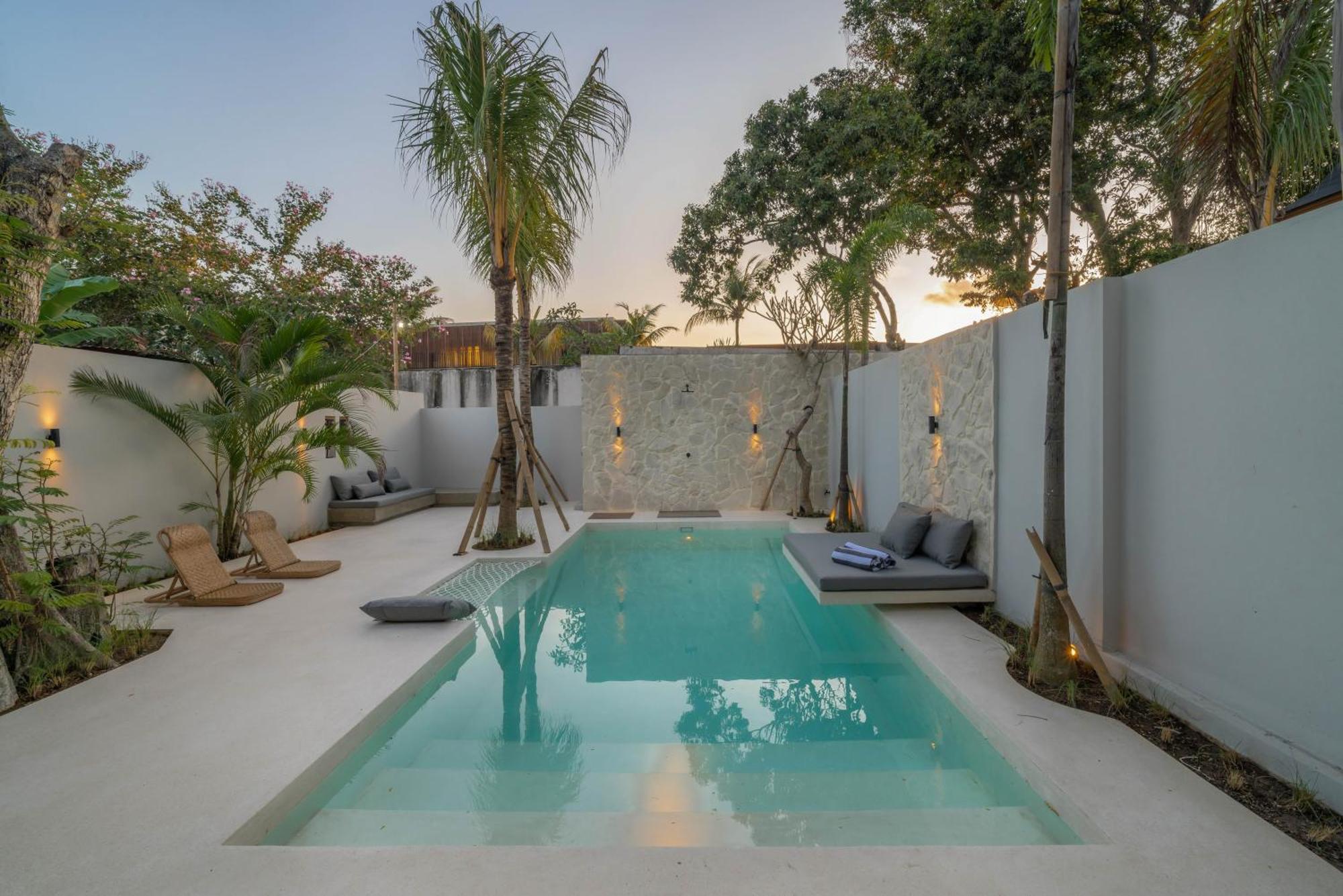 Vaya - Luxe & Stylish 3br Just Steps From The * Seminyak (Bali)