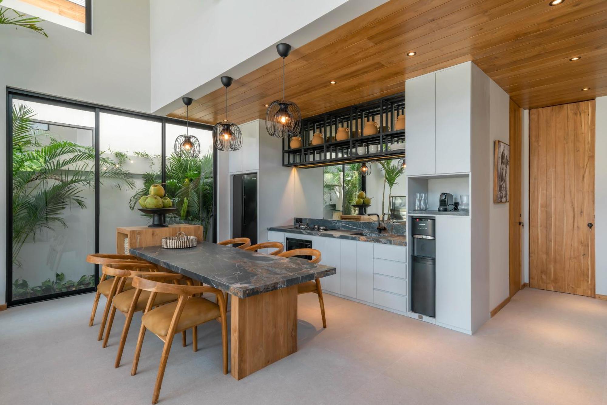 Vaya - Luxe & Stylish 3br Just Steps From The * Seminyak (Bali)