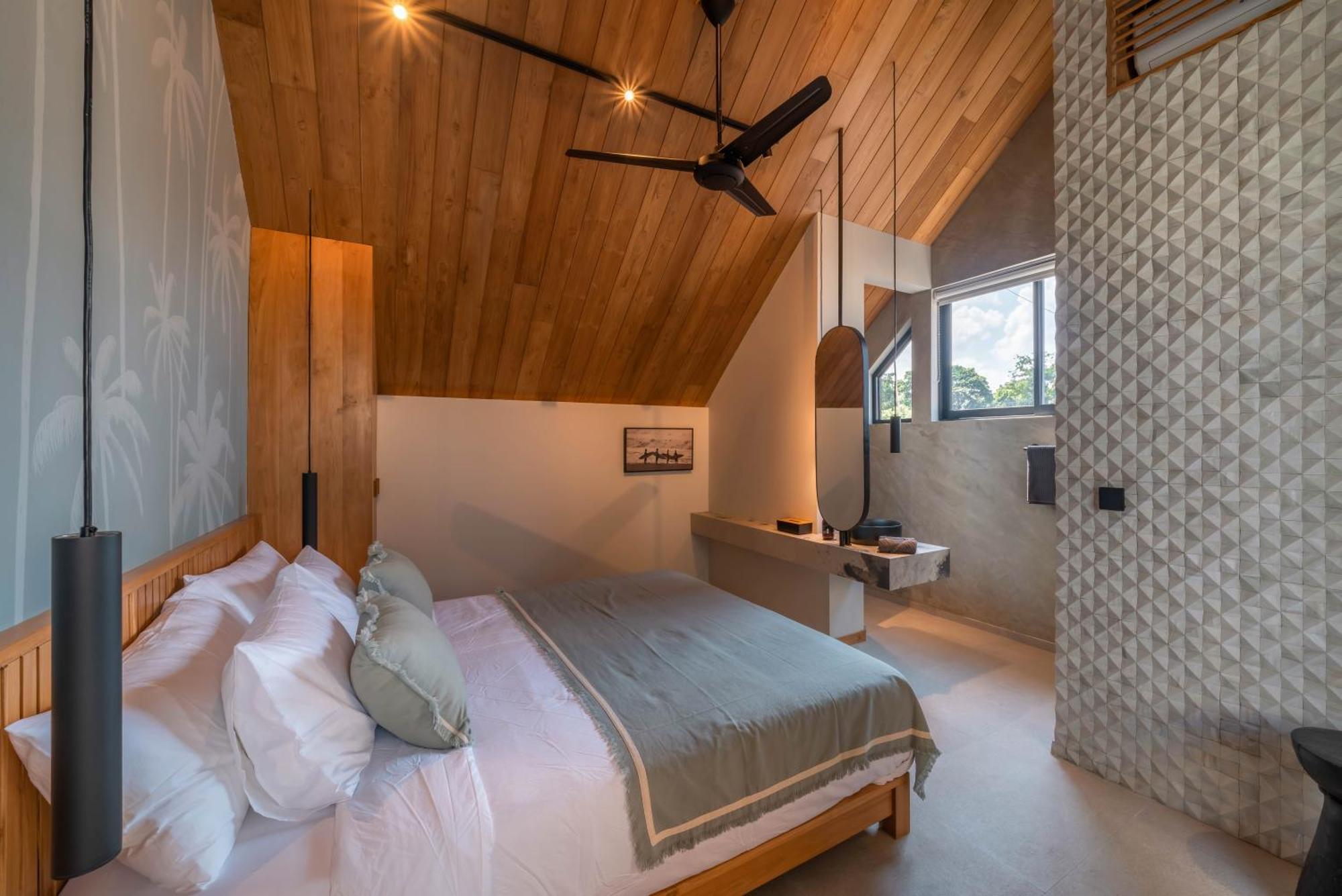 Villa Vaya - Luxe & Stylish 3br Just Steps From The Seminyak (Bali)