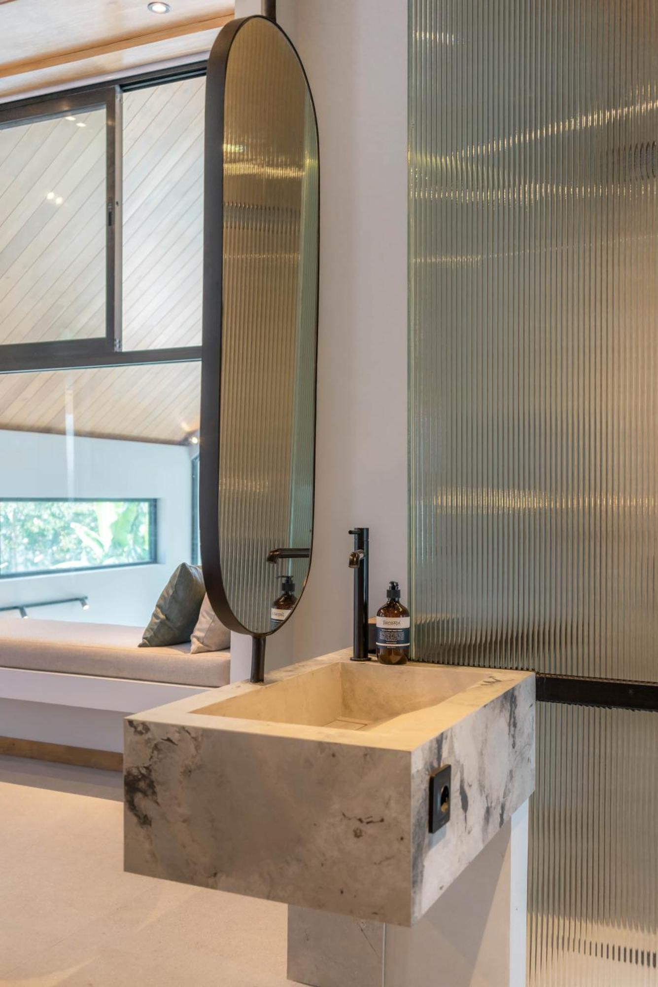 Vaya - Luxe & Stylish 3br Just Steps From The * Seminyak (Bali)