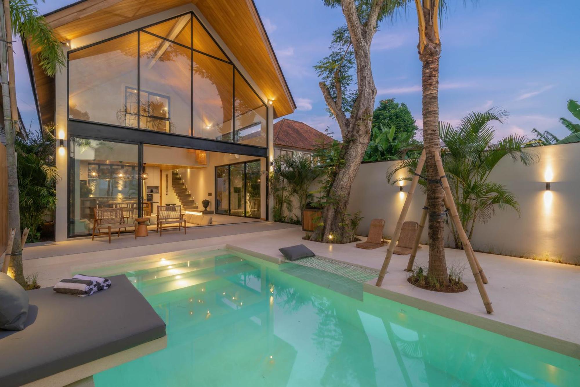 Vaya - Luxe & Stylish 3br Just Steps From The Seminyak (Bali)