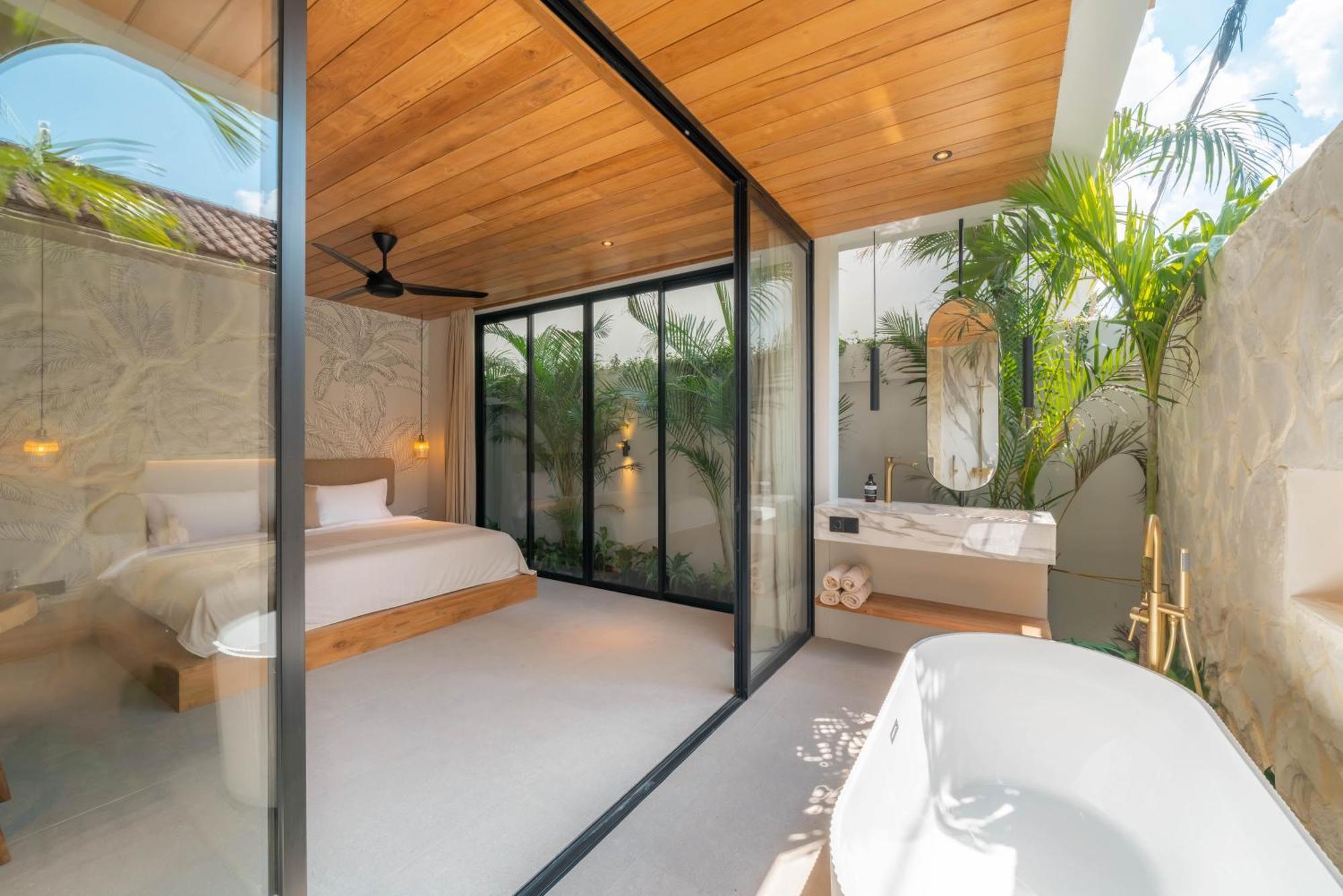 Vaya - Luxe & Stylish 3br Just Steps From The * Seminyak (Bali)