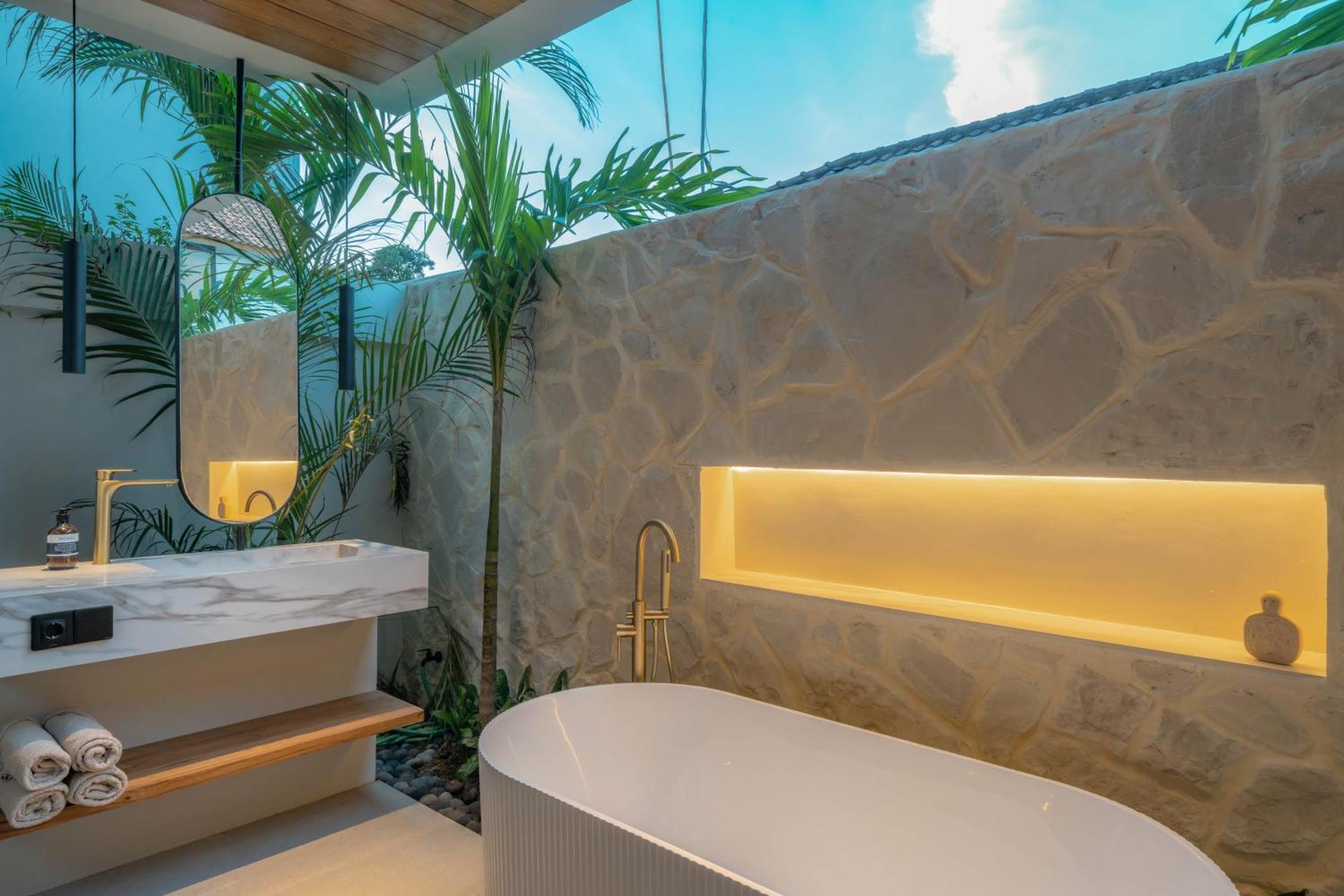 Villa Vaya - Luxe & Stylish 3br Just Steps From The *