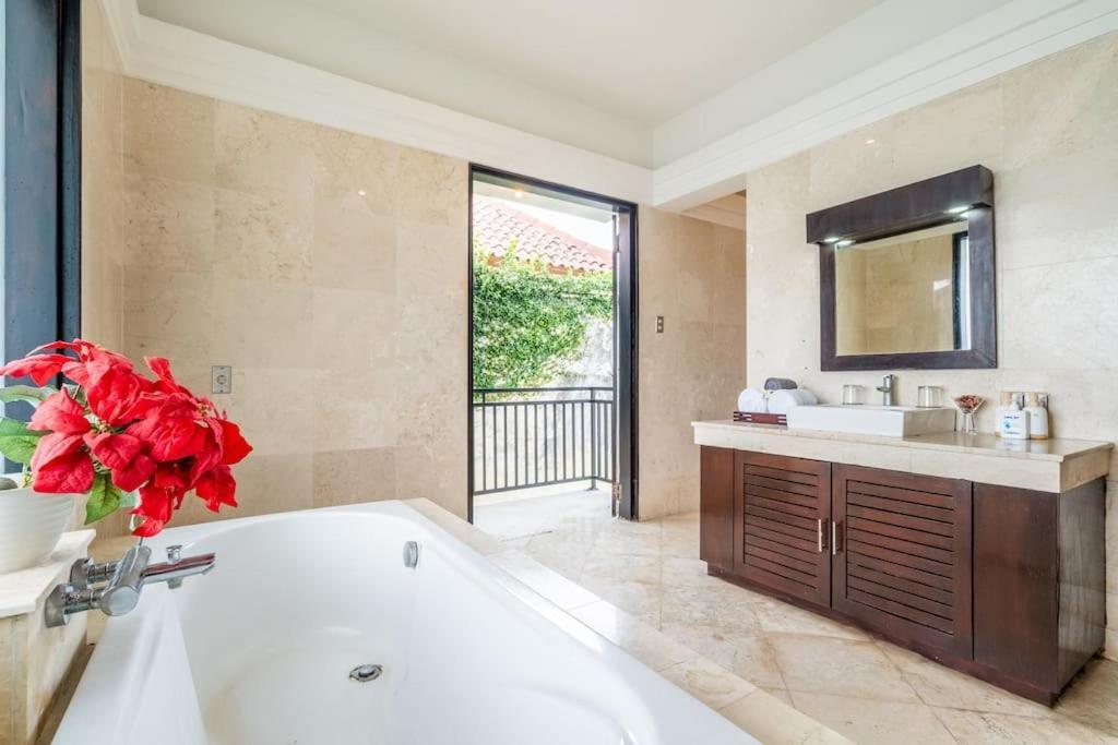 Villa Cometa Prime 3br Private Pool Luxury *