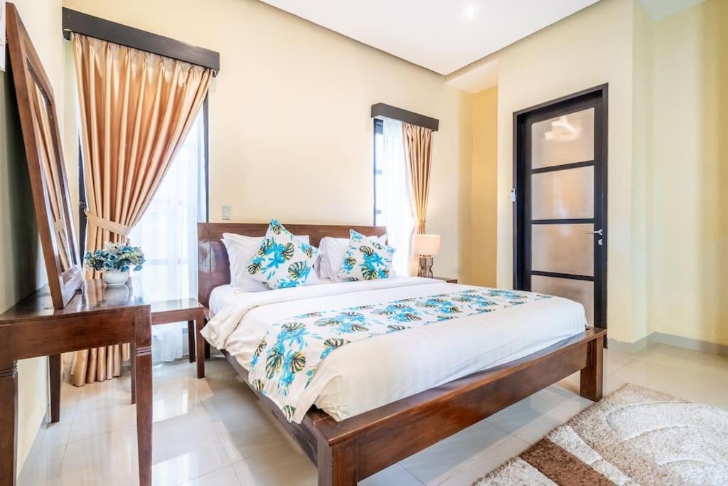 Cometa Prime 3br Private Pool Luxury Seminyak (Bali)