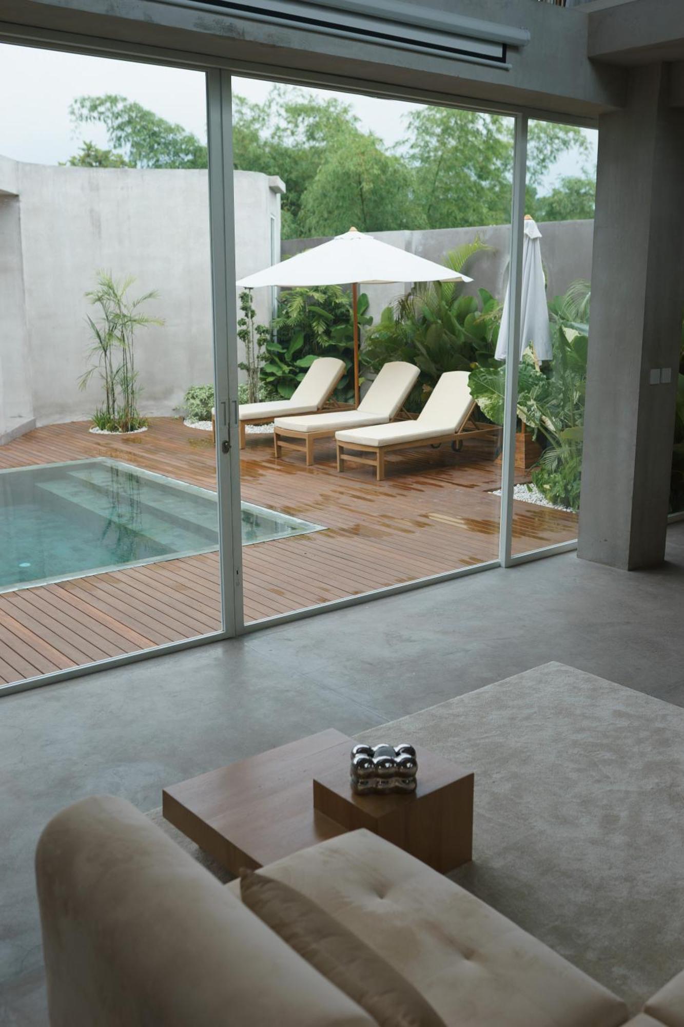 Villa Designer Luxe Pool & Garden Villa! Rooftop, Ricefields, 10mins - Canggu Seminyak (Bali)